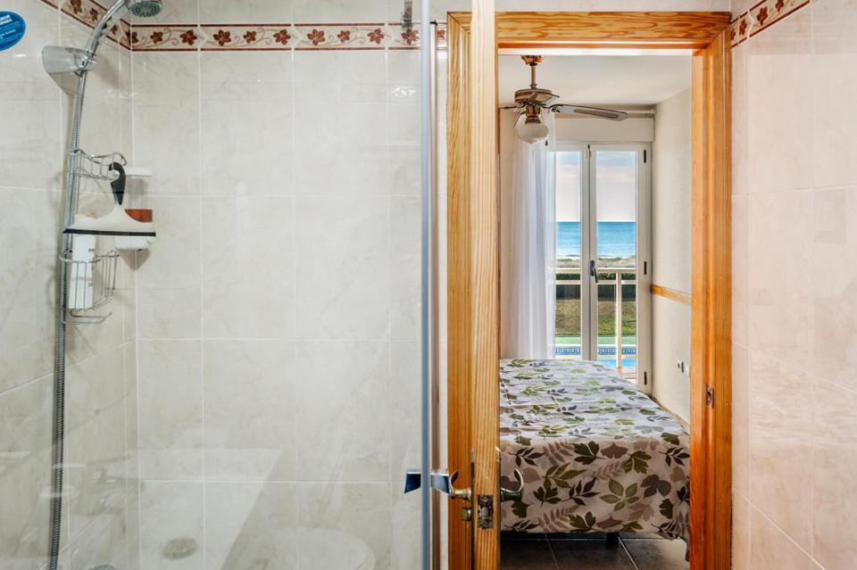 Apartamento Nat En Primera Linea De Playa プラヤ・デ・シェラコ エクステリア 写真