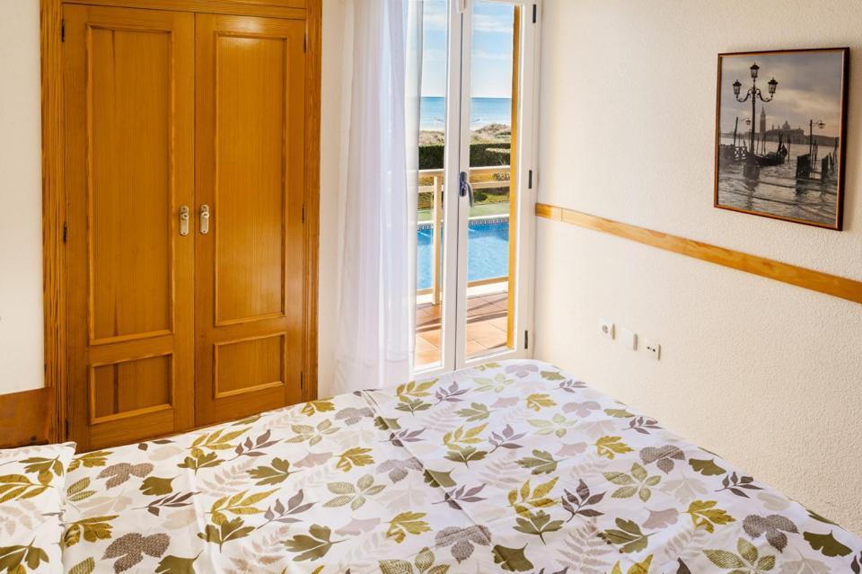 Apartamento Nat En Primera Linea De Playa プラヤ・デ・シェラコ エクステリア 写真