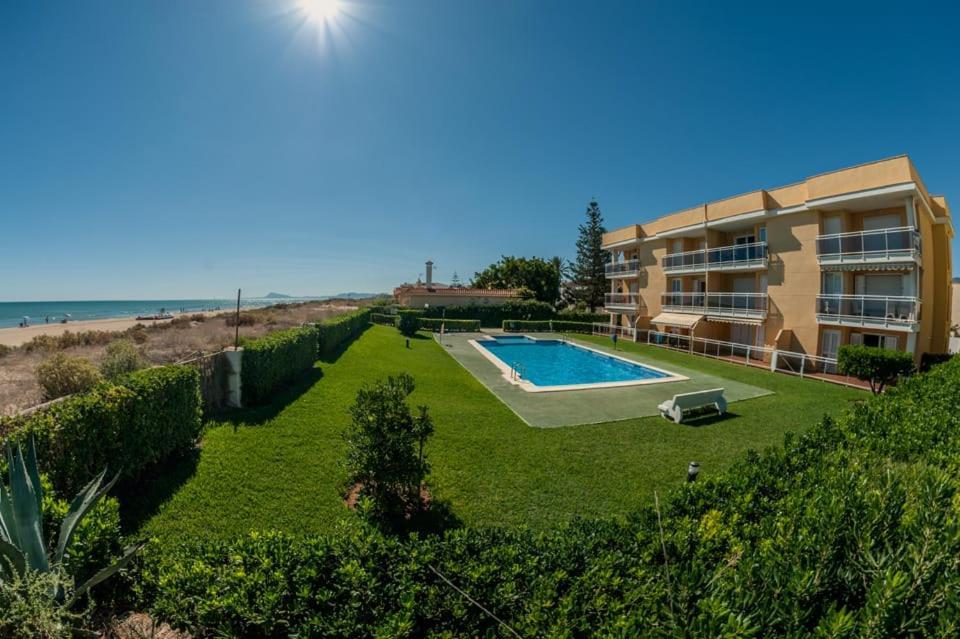 Apartamento Nat En Primera Linea De Playa プラヤ・デ・シェラコ エクステリア 写真